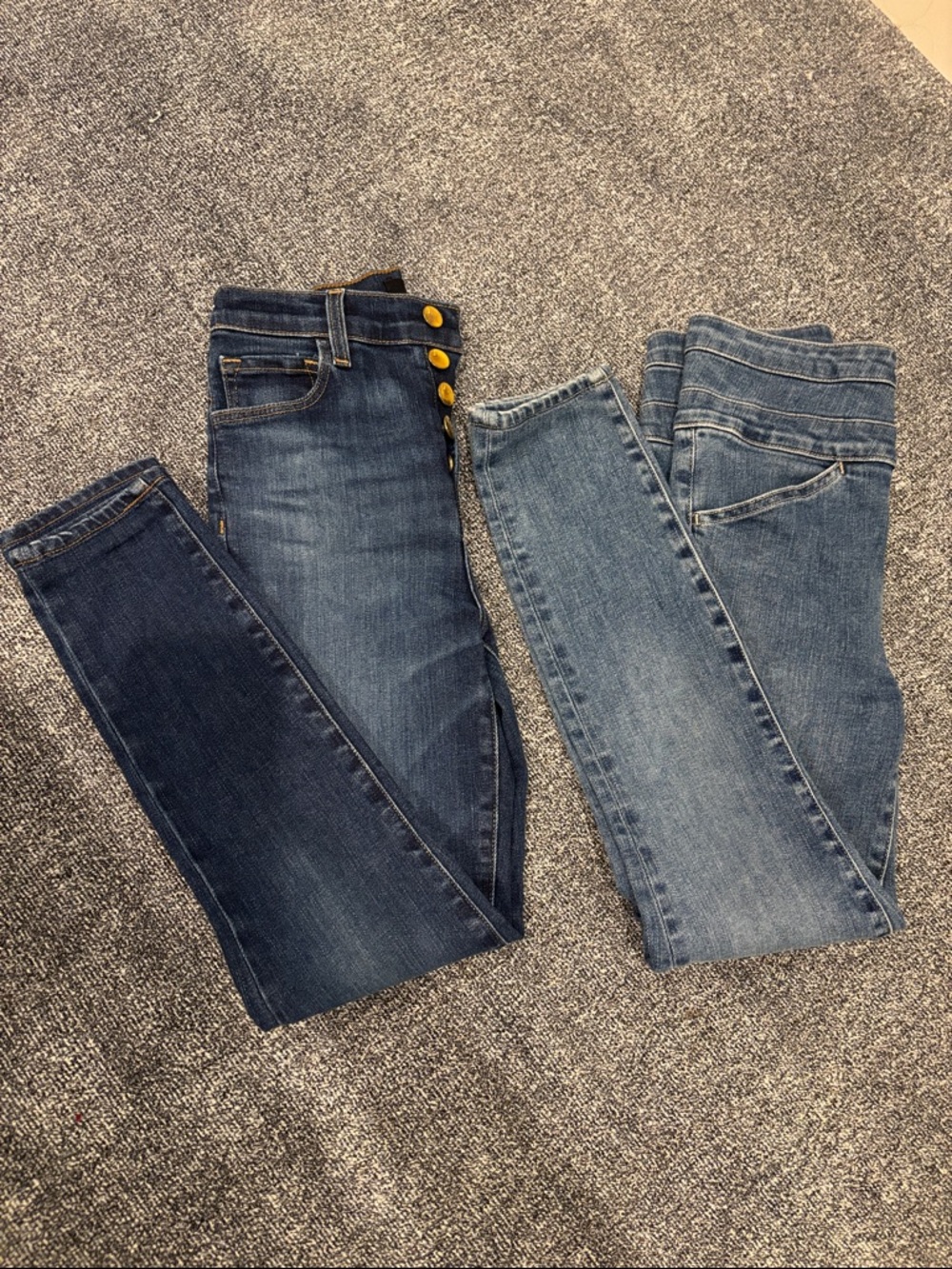 J Brand Skinny Jeans Pair in Dark Blue and Light Blue Washes